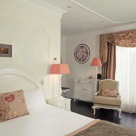 Mercure Sur Lot Moulin De Madame