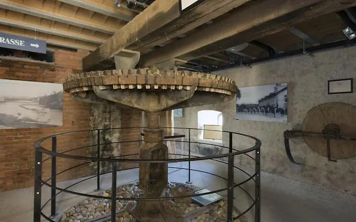 Mercure Sur Lot Moulin De Madame Otel 4*