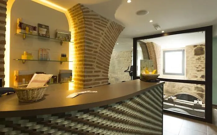 Hotel Mercure Sur Lot Moulin De Madame 4*